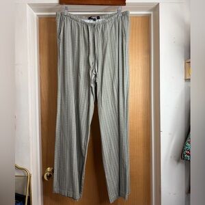 Rewash Women’s Green and White Stripped Palazzo Pants. Size: Large
